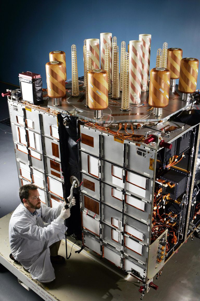 gps-iir-m-satellite-5139146093-e04fb6bf1e-o-160646396967387937390.jpg