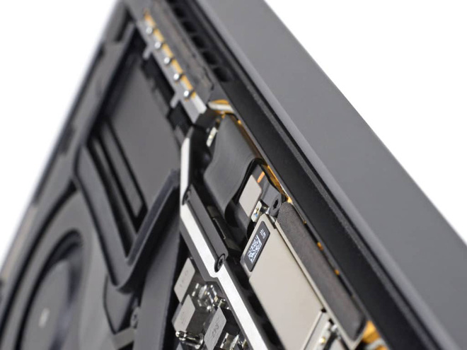 macbook-pro-displaycables-1617596769014126627539.jpg
