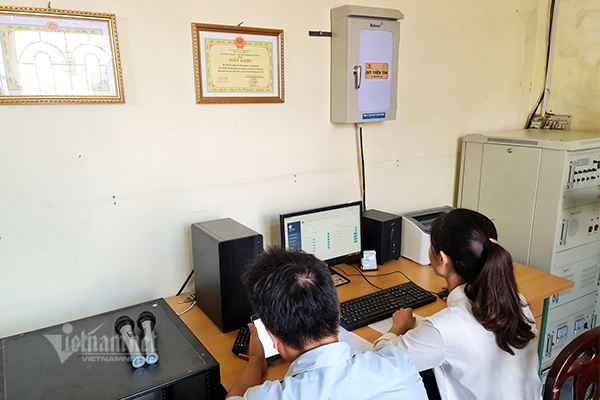 Bàn giao 2 đài truyền thanh công nghệ số Make in Vietnam